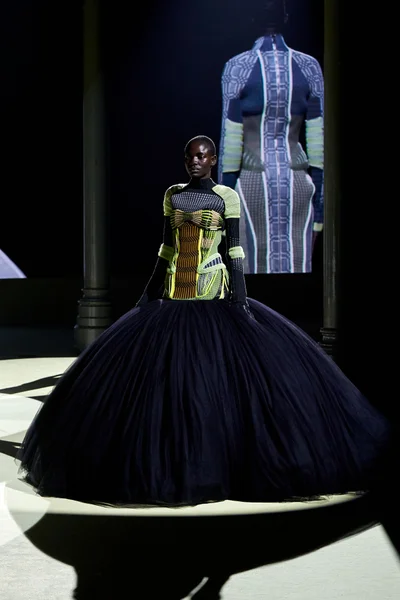 Look 106